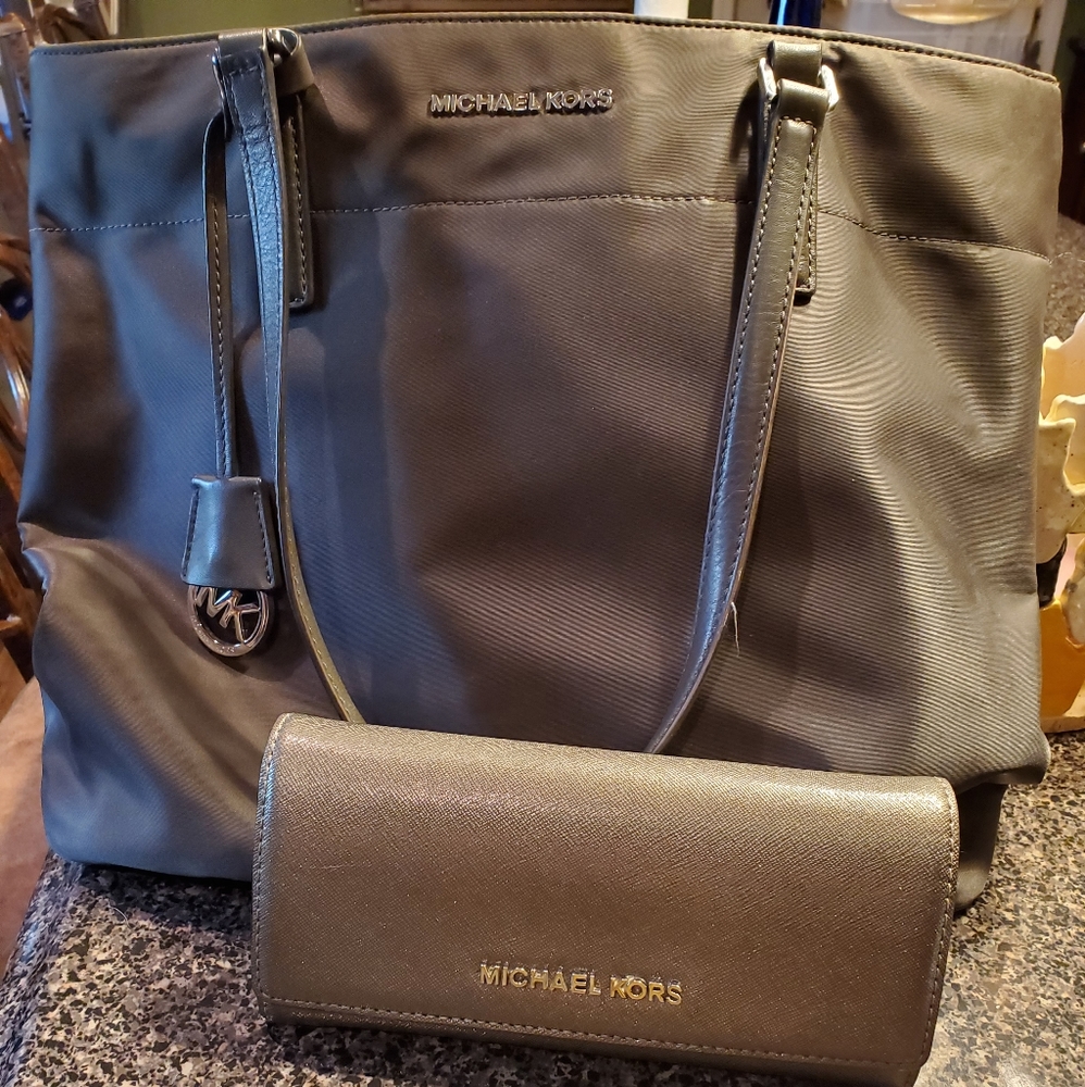Michael Kors purse and wallet